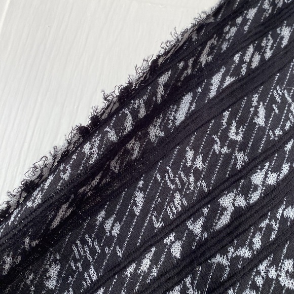 Free People Black Pattern Fringe Kimono Cardigan Size M/L Rare ASO Selena Gomez - Picture 10 of 15